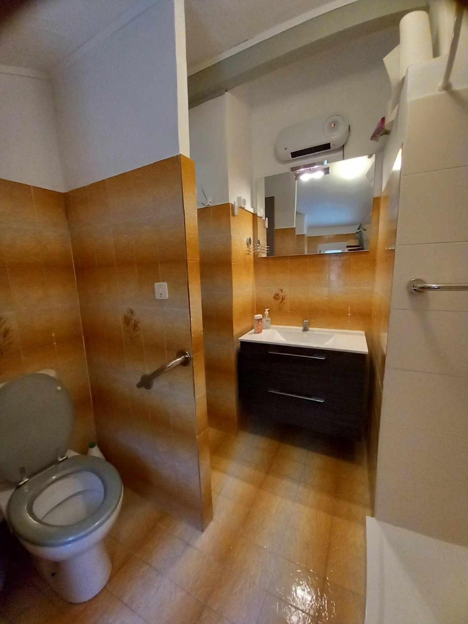 Chambre D Hote Les Heures Claires Istres Eksteriør bilde